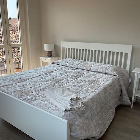 Suite De Rolandis Cin Itoo5Oo5C22Cdbezny Asti Exterior foto