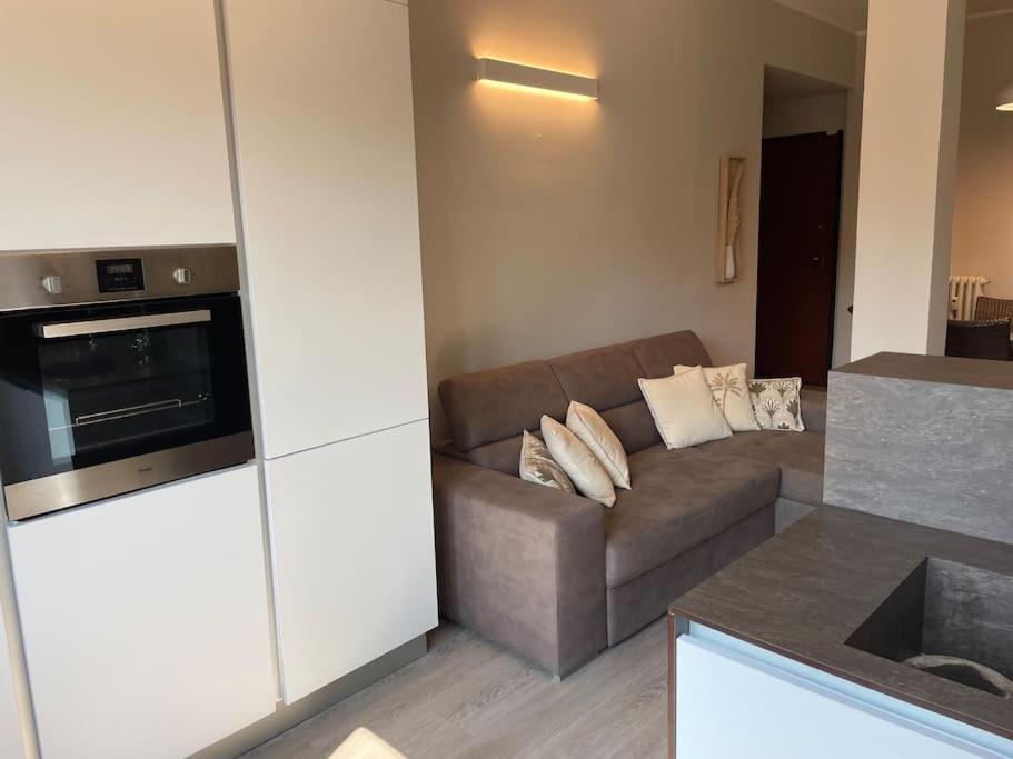 Suite De Rolandis Cin Itoo5Oo5C22Cdbezny Asti Exterior foto